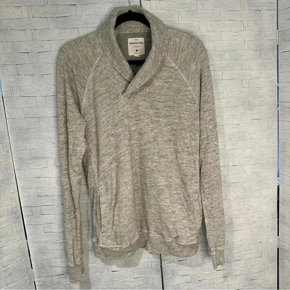 Splendid Mills Womens collared sweatshirt, great condition made in the USA